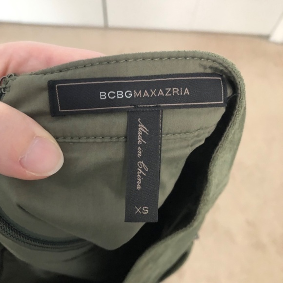 BCBGMaxazria Faux Suede Mini Skirt Olive Green XS - Picture 5 of 13